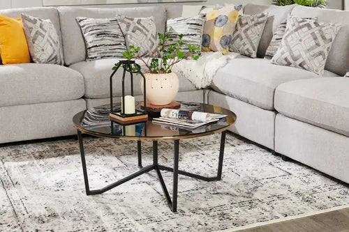 Table basse ronde moderne en verre de 36 pouces - Noire et dorée avec pieds en métal